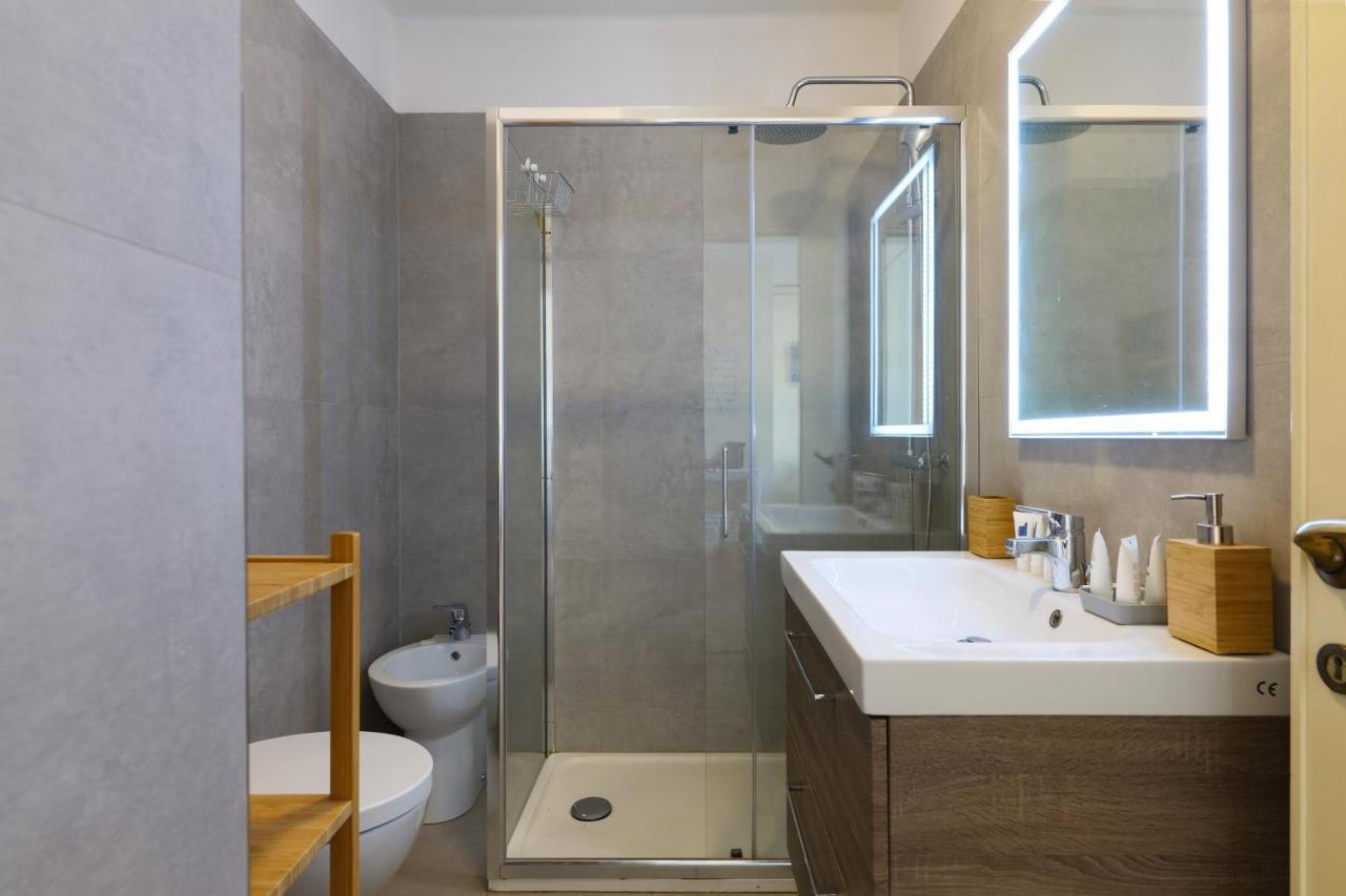 Duomo Luxury Apartment VII Milan Luaran gambar