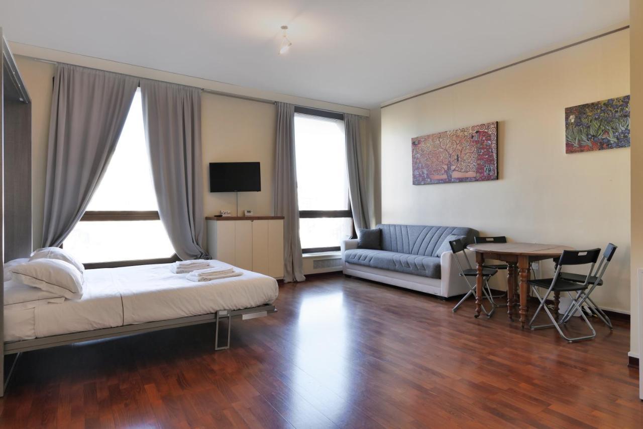 Duomo Luxury Apartment VII Milan Luaran gambar